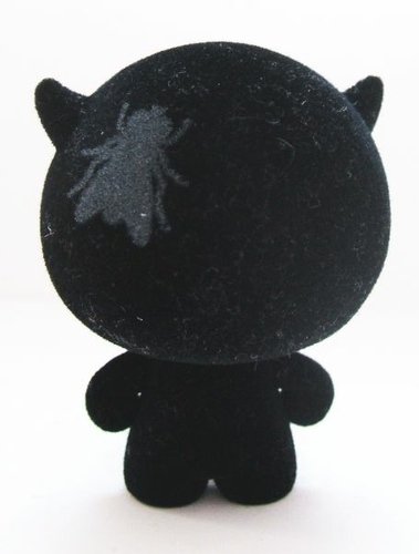 Boo figure by Phunk Studios, produced by Red Magic. Front view.