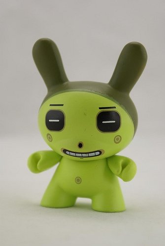 Square Eyes Green figure by Dalek, produced by Kidrobot. Front view.