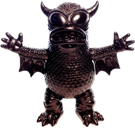 Greasebat - Unpainted Black, SDCC 10 figure by Jeff Lamm, produced by Monster Worship. Front view.