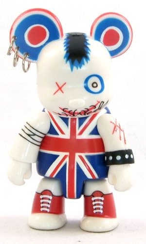 Brit figure, produced by Toy2R. Front view.