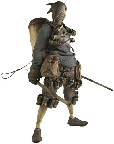 Slicer Tomorrow King Baka figure by Ashley Wood, produced by Threea. Front view.