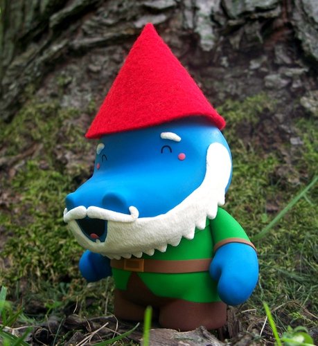 Tomte the Gnome figure by Jenn Bot. Front view.