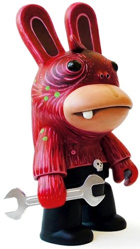 Bunee Qee Custom figure by Chauskoskis. Front view.