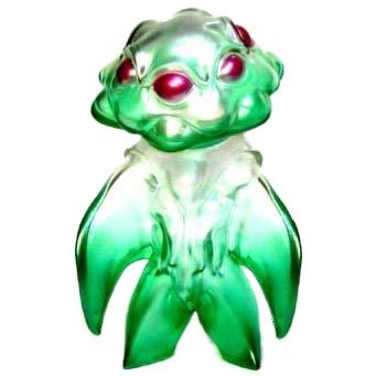 Invader Jequlinan - Green figure by Tttoy , produced by Tttoy . Front view.