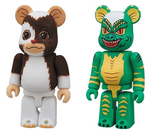 Gremlins Be@rbrick 100% - 2 Pack figure, produced by Medicom Toy. Front view.