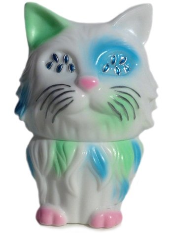 Many Eyes Cat - Cup Cake figure by Aya Takeuchi, produced by Refreshment. Front view.