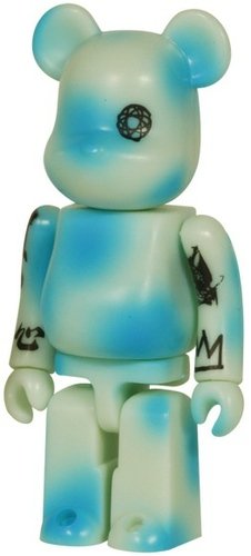 BWWT Unkle Be@rbrick 100% figure by Unkle, produced by Medicom Toy. Front view.