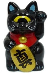 Mini Fortune Cat figure by Mori Katsura, produced by Realxhead. Front view.