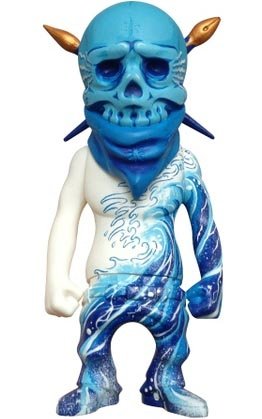 Rebel Ink - The Wave figure by Mr. Lister, produced by Secret Base. Front view.