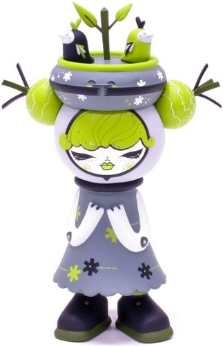 Tweet - Spring Edition  figure by Julie West, produced by Strangeco. Front view.