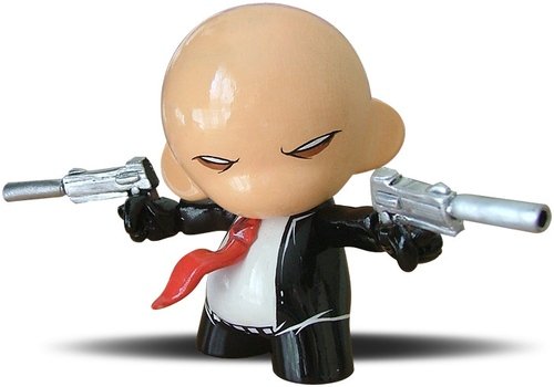 The Hitman figure by Gangtoyz. Front view.