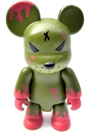 Redrum Qee figure by Frank Kozik, produced by Toy2R. Front view.