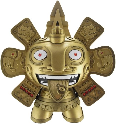 Calendario Aztec 8 - Gold  figure by The Beast Brothers, produced by Kidrobot. Front view.