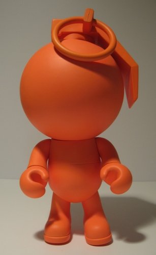 SDCC Exclusive Orange Nade figure by Ferg, produced by Jamungo. Front view.