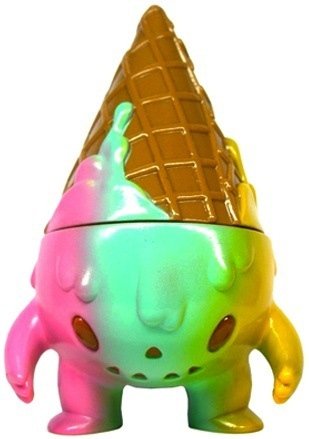 Milton - Rainbow Sherbert, SDCC 12 figure by Brian Flynn, produced by Super7. Front view.