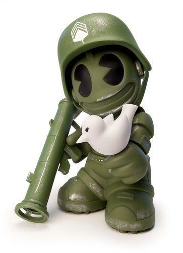 Kidrobot Mascot 17 - Sgt. Robot, Green figure by Dave White, produced by Kidrobot. Front view.
