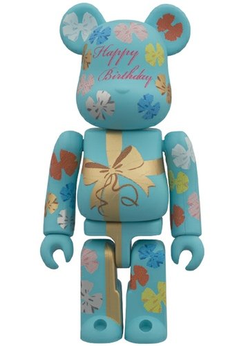 The 3rd Birthday Be@rbrick 100% figure, produced by Medicom Toy. Front view.