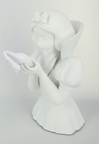 Bad Apple - imPURITY edition figure by Goin, produced by Mighty Jaxx. Front view.