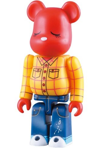 Levis Ladys Be@rbrick 100% figure by Levi Strauss, produced by Medicom Toy. Front view.