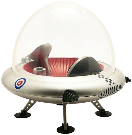 I.W.G. Flying Saucer Attack Craft - Classic Galactic Silver figure by Patrick Ma, produced by Rocketworld. Front view.