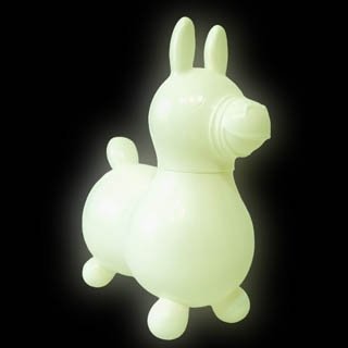 Rody figure, produced by Intheyellow. Front view.