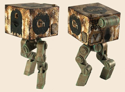 Ghosthunter figure by Ashley Wood, produced by Threea. Front view.