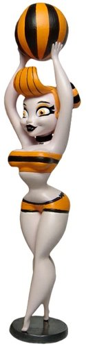 Halloween Morsel figure by Gary Ham, produced by Pretty In Plastic. Front view.