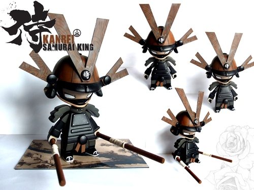 Kanrei Samurai King figure by 2Petalrose. Front view.