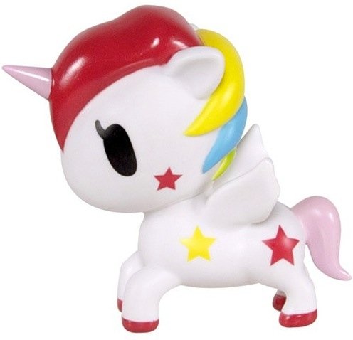 Stellina Unicorno figure by Simone Legno (Tokidoki), produced by Tokidoki. Front view.