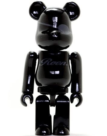 Roen - Artist Be@rbrick Series 12 figure by Roen, produced by Medicom Toy. Front view.