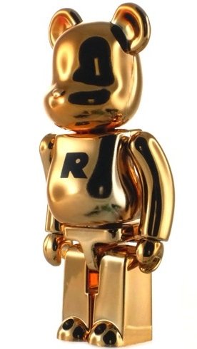 Basic Be@rbrick Series 15 - R figure, produced by Medicom Toy. Front view.