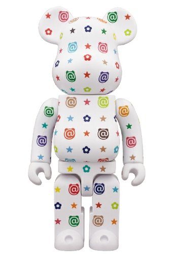 Be@rbrick Multi-Color Ver. 400% figure, produced by Medicom Toy. Front view.