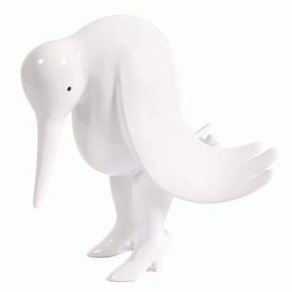 The not so happy bird figure by Parra, produced by Toykyo. Front view.
