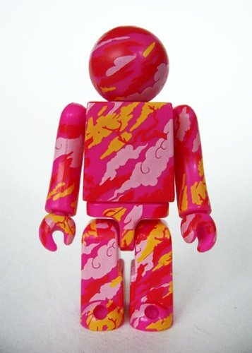 Pop Bonsai Forest - DPM Identifier figure by Maharishi X Andy Warhol Foundation, produced by Medicom Toy. Front view.
