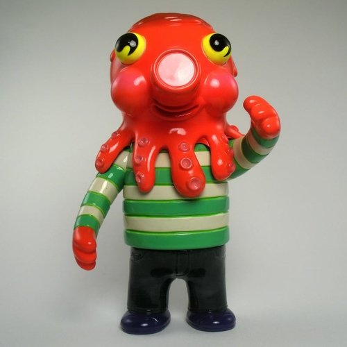 Globby figure by Kiyoka Ikeda. Front view.