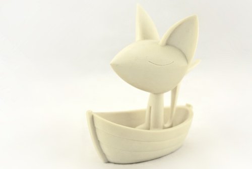 Moon Fox figure by Sergey Safonov. Front view.