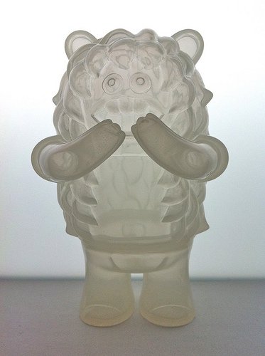 Burgerbuns - Milky White figure by Le Merde, produced by Super7. Front view.