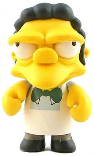 Moe Szyslak figure by Matt Groening, produced by Kidrobot. Front view.