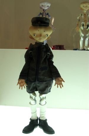 Inochi - ED1 - Zhang figure by Takashi Murakami, produced by Medicomtoy. Front view.