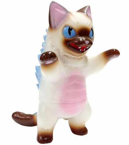 Siamese Negora (ネゴラ) figure by Konatsu, produced by Konatsuya. Front view.