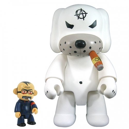 Anarchy Dog Qee White 8 figure by Frank Kozik, produced by Toy2R. Front view.