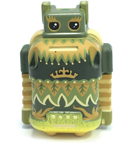 Faunus figure by Lunabee. Front view.