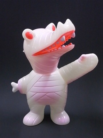 Mummy Gator - Glow Albino figure by Brian Flynn, produced by Super7. Front view.
