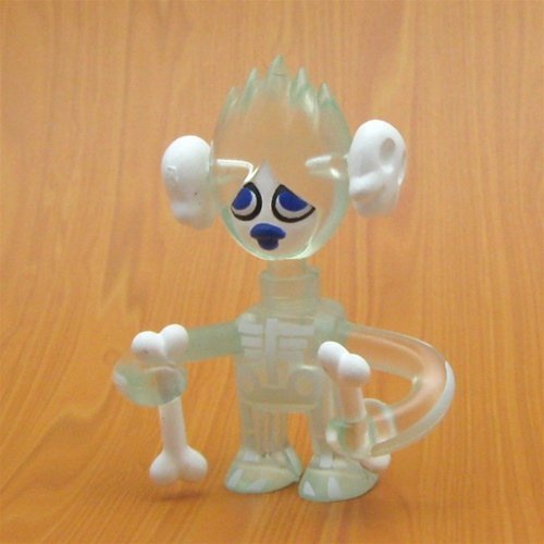 Skeletina - Clear figure by Pete Fowler, produced by Cube Works. Front view.