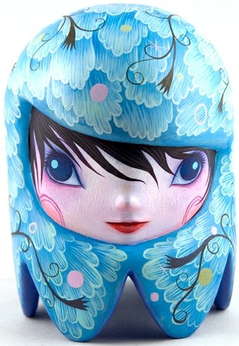 Cloud Ghost  figure by Jeremiah Ketner. Front view.