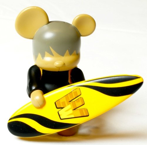Surf Yellow Bear figure, produced by Toy2R. Front view.