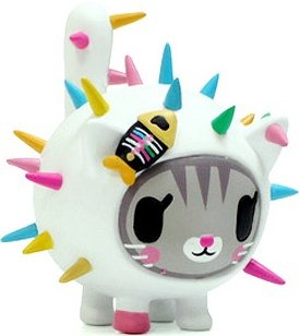 Carina figure by Simone Legno (Tokidoki), produced by Strangeco. Front view.