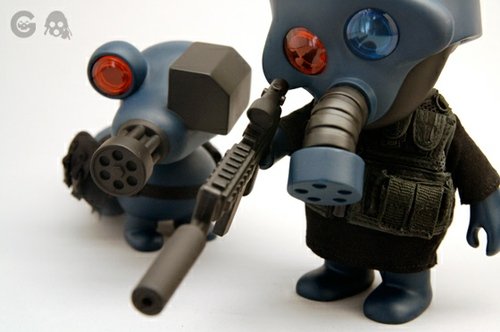 OPRSSR SQUADT w/ K11 figure by Ferg, produced by Playge. Front view.