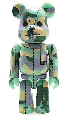 Bape Play Be@rbrick S1 - light green camo figure by Bape, produced by Medicom Toy. Front view.