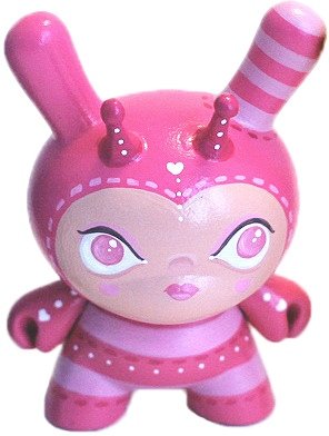 Fuchsia Pink Hunny Bumbler figure by Lunabee. Front view.